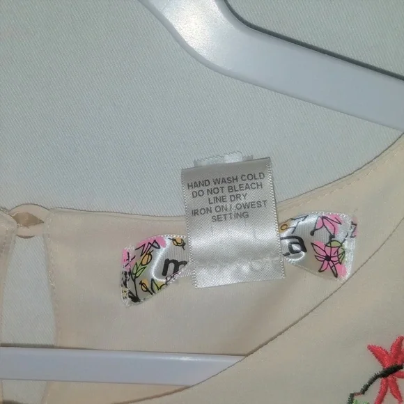 Mimi Chica A line Party Dress Creme Size M Embroidered - Picture 7 of 8